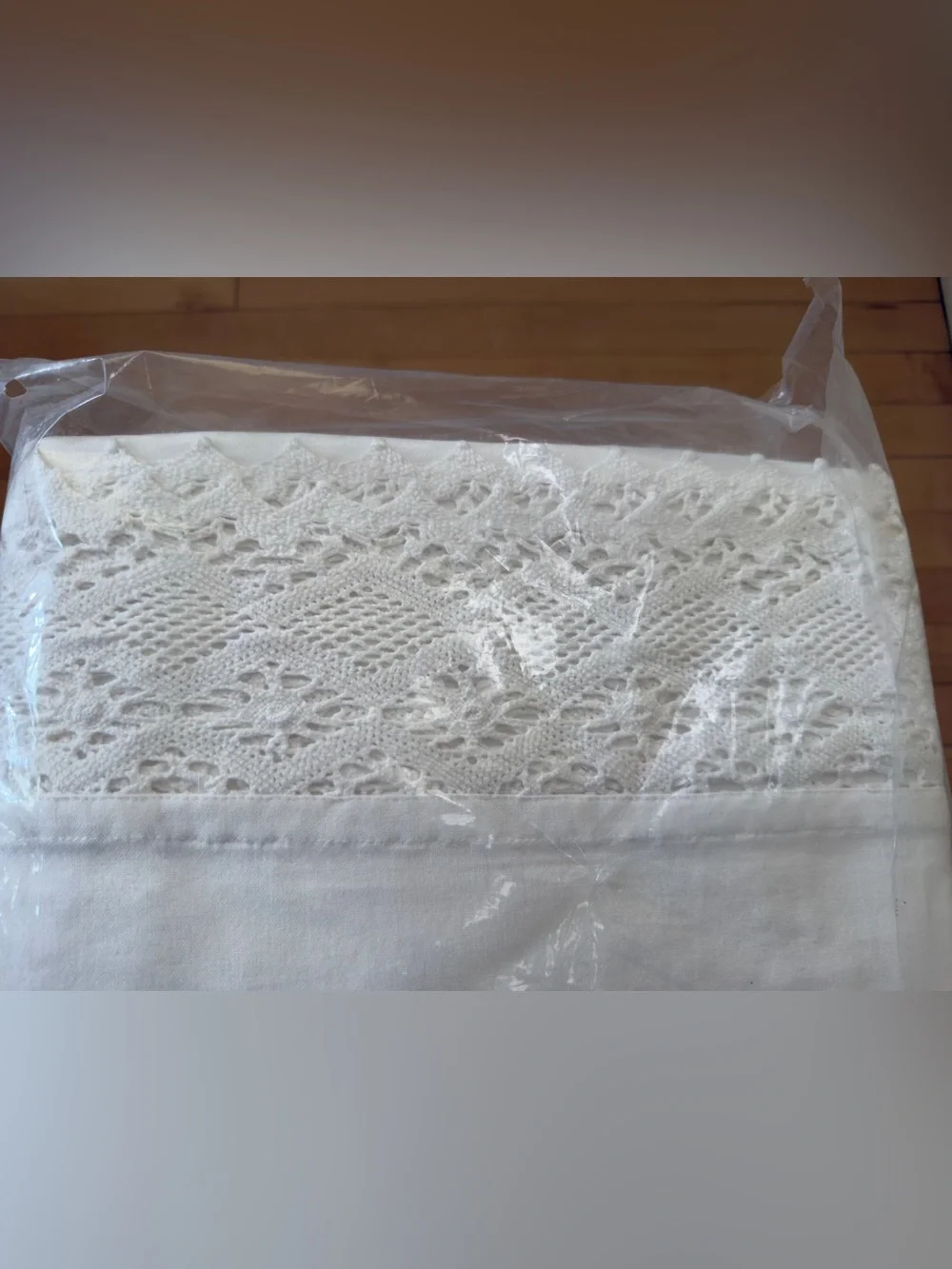 New w Tags! Rare! Coyuchi Organic Cotton Grand Lace Tablecoth